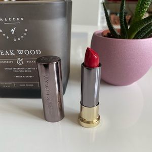 *new* Urban Decay 714 mega matte red lipstick